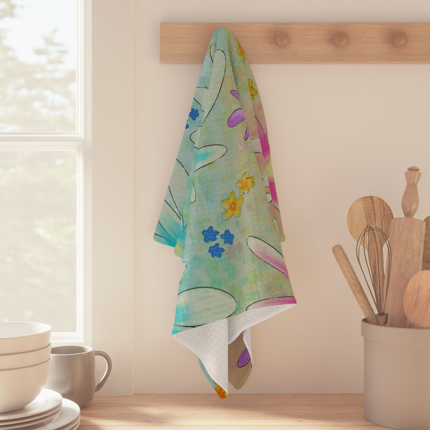 Floral Daisies Microfiber Tea Towel — Bright Pastel Kitchen Towel